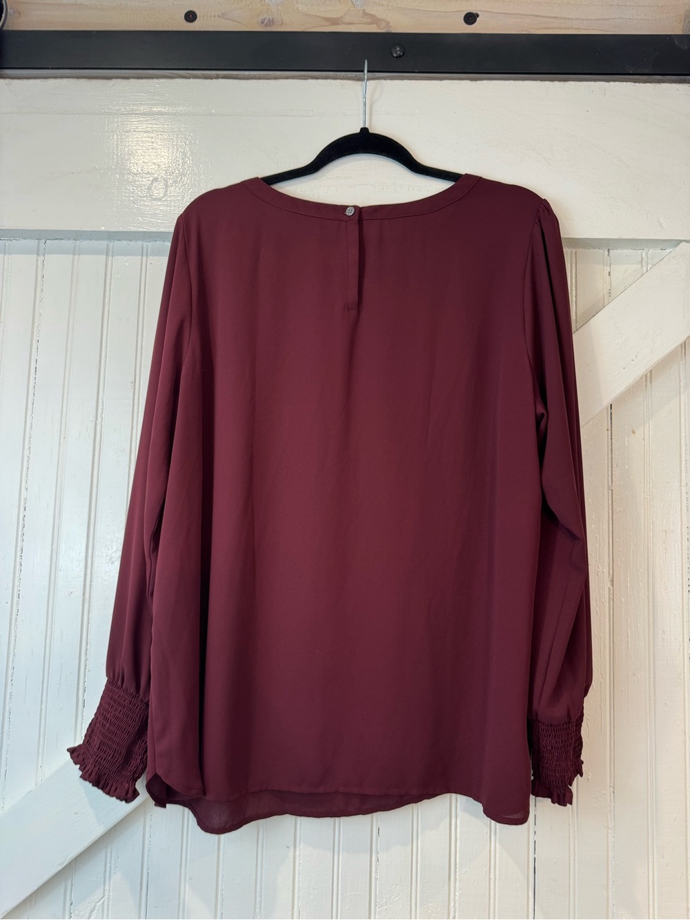 LOFT Plus Burgundy Smocked Cuff Blouse Size 16 - Picture 3 of 11